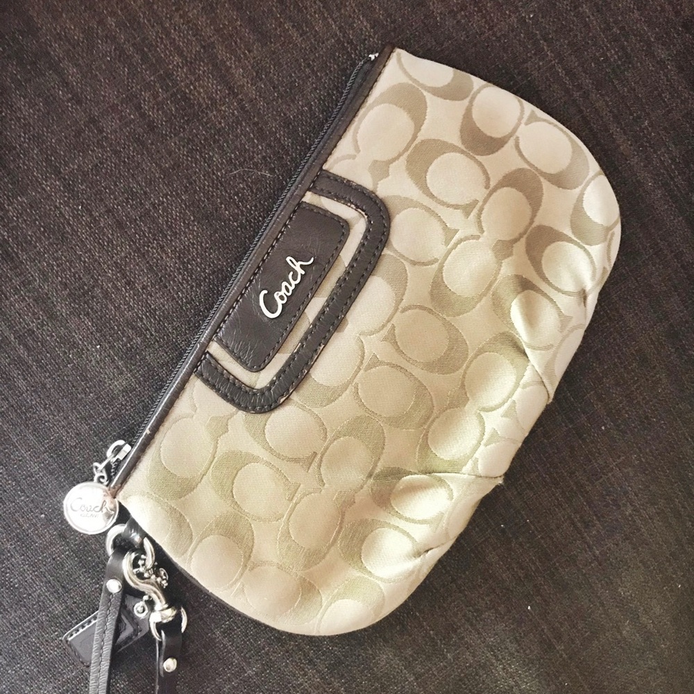 Coach Wristlet with card slots